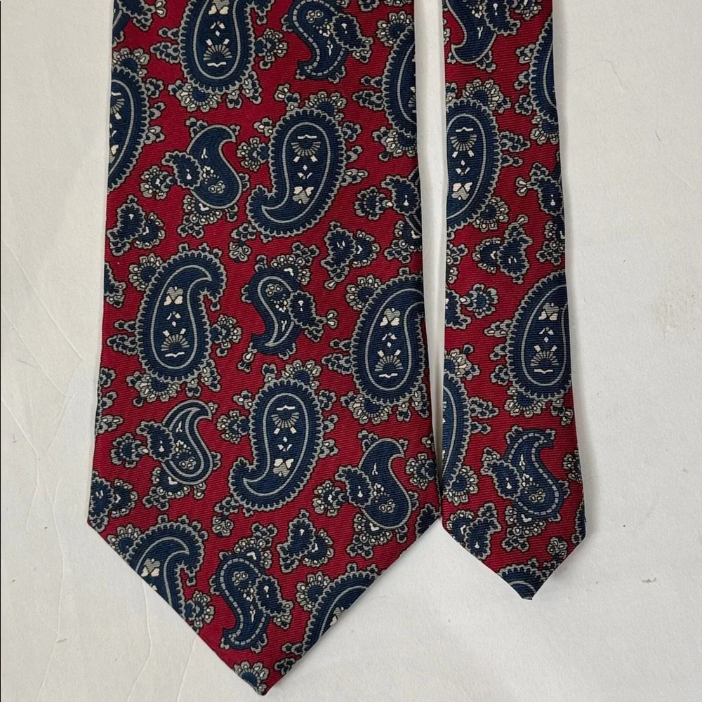 Bert Pulitzer Men’s Necktie Red & Blue Paisley 100% Silk Tie Made in USA